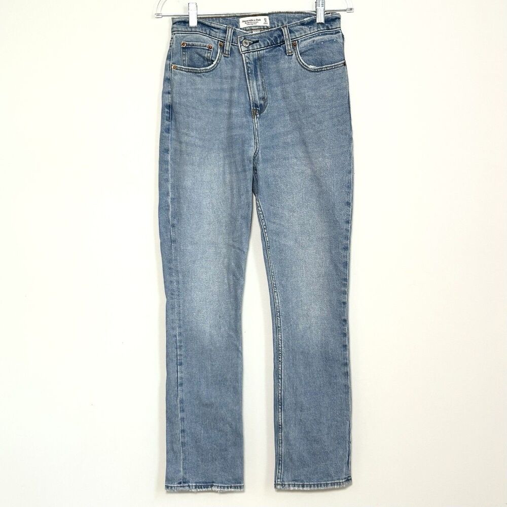 Abercrombie 90s Slim Straight Jeans 27 Curve‎ Love High Rise Light Wash